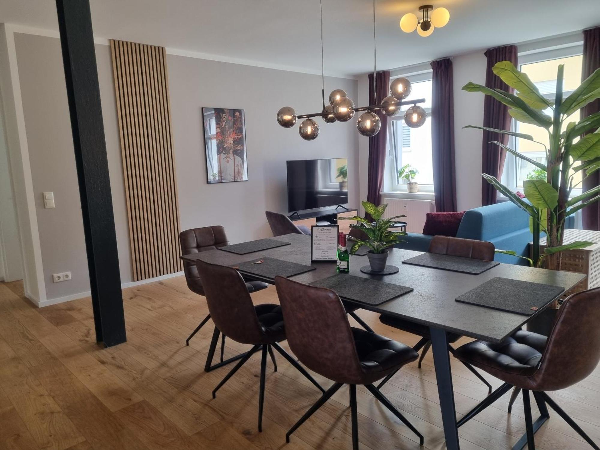 Maremar - Style-Loft Am Ferberturm - 2 Schlafzimmer - Luxus Boxspringbett - Arbeitsplaetze - Highspeed Wlan Гера Екстер'єр фото
